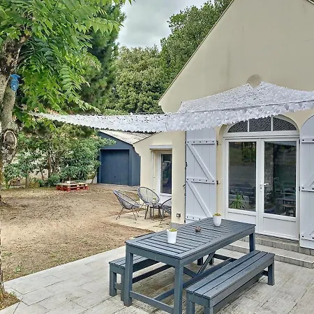 Maison De Plain Pied Au Calme, La A Pied ! Holiday home